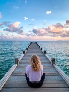 woman, sit, boardwalk-5779323.jpg